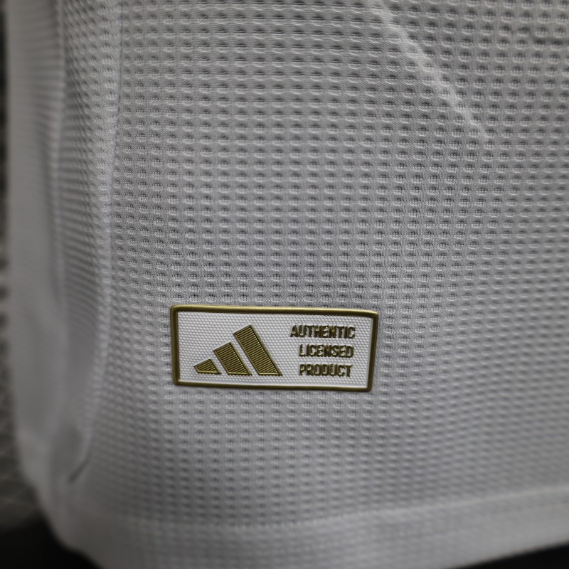 Player Version 25/26 Arsenal White with Emirates Sponsor Jersey