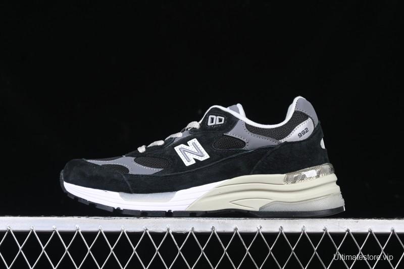 New Balance Made In USA 992 Classic Retro Running Sneakers with Superior Comfort - M992BK