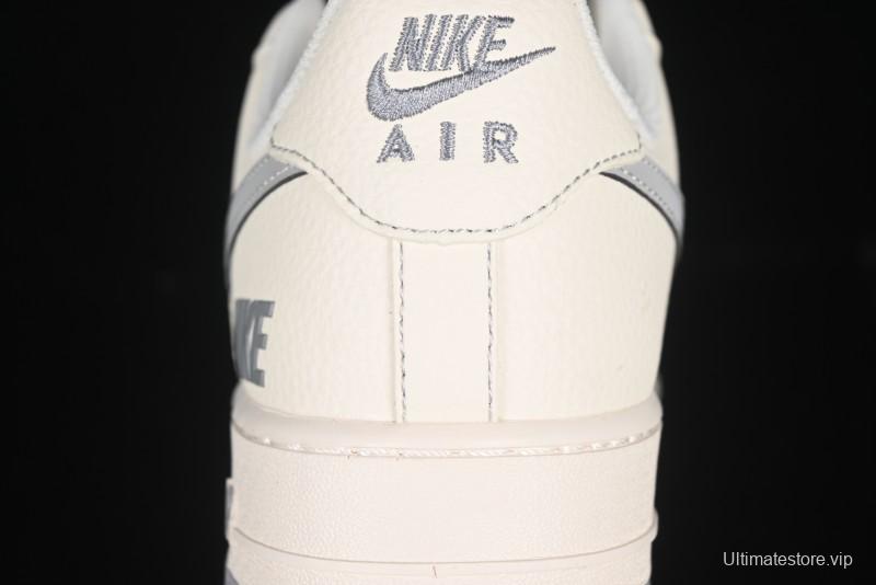 Nike Air Force 1 '07 Low Collaboration Sneakers with Double Swoosh Design - HH7518-070