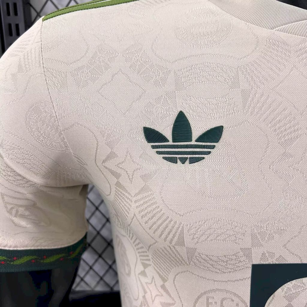 2025/26 Player Version Mens Bayern Munich Oktoberfest Jersey