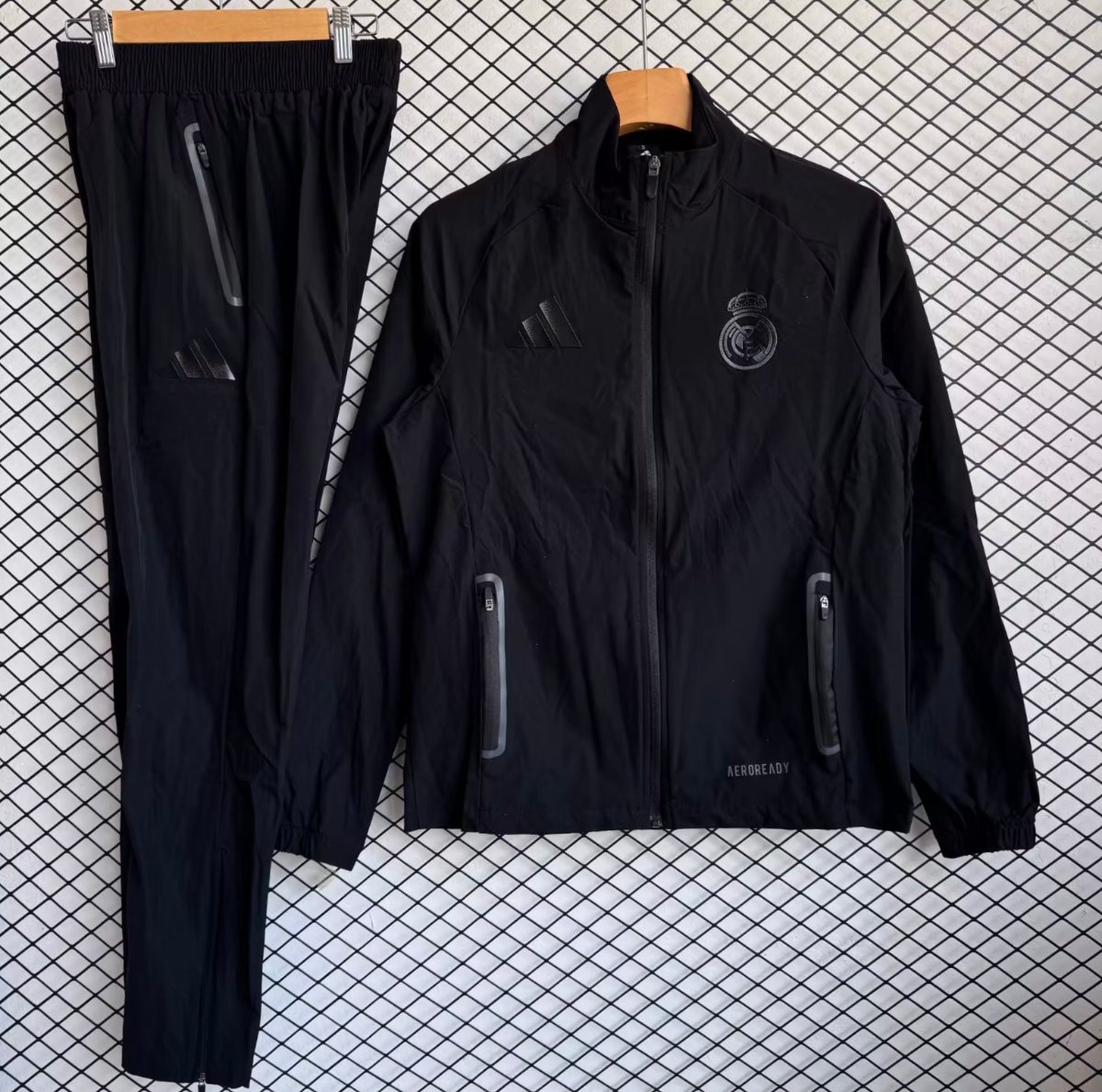 25/26 Real Madrid Black Full zipper Jacket Tracksuit+ long pants